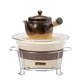 Керамическая плита для барбекю для кипячения чайной плиты Домашнее крылое угодье на открытом воздухе.