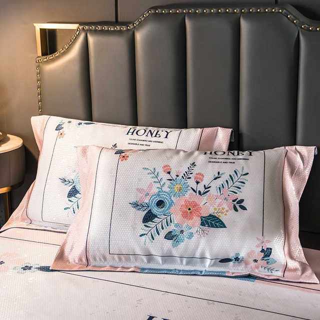 Ice silk mat 1.8m bed three-piece set foldable water C wash summer 1.5m machine-washed bed sheet air conditioning soft mat