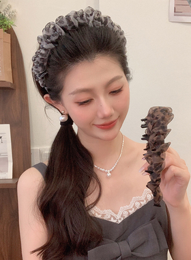 适合夏天的豹纹齿梳发箍
