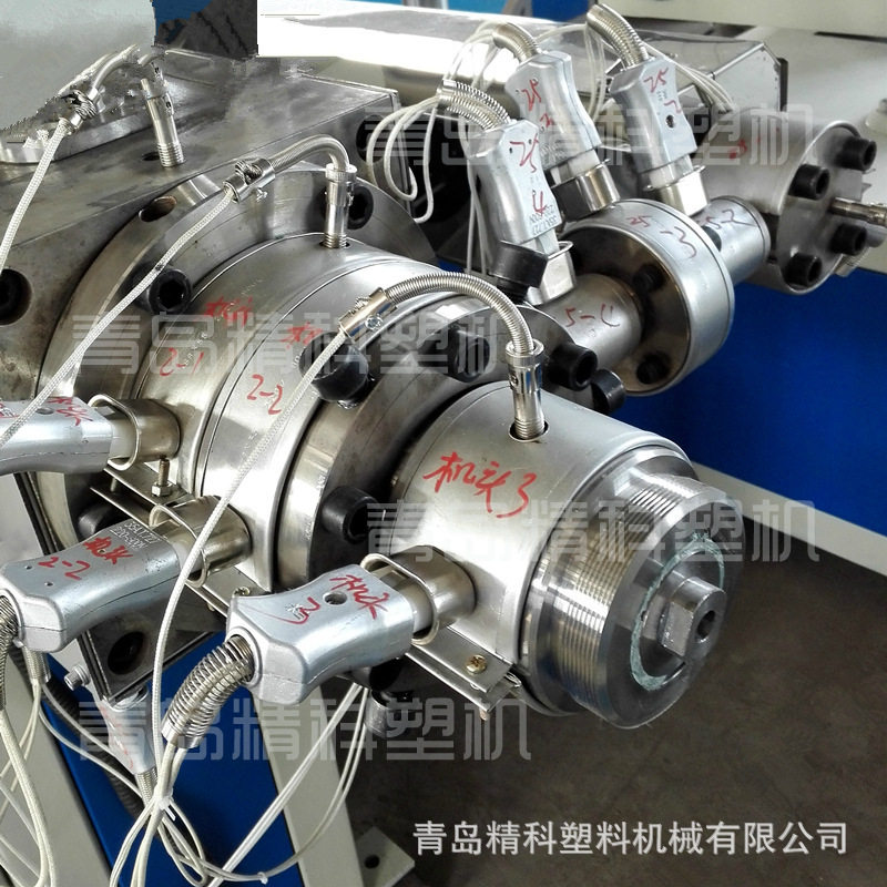 供应 PE三层共挤塑料水管生产线 果园灌溉双机机共挤PE管设备,淘宝优惠券,粉丝福利购,淘宝优惠卷