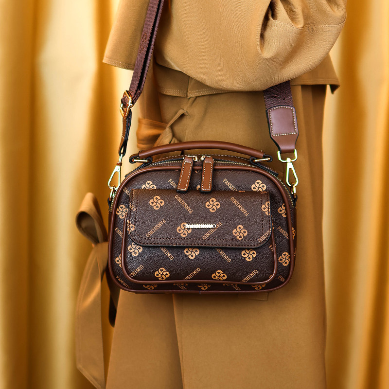 包包女包2025新款中年妈妈高级感女士手提包老花单肩斜挎包小方包,淘宝优惠券,粉丝福利购,淘宝优惠卷