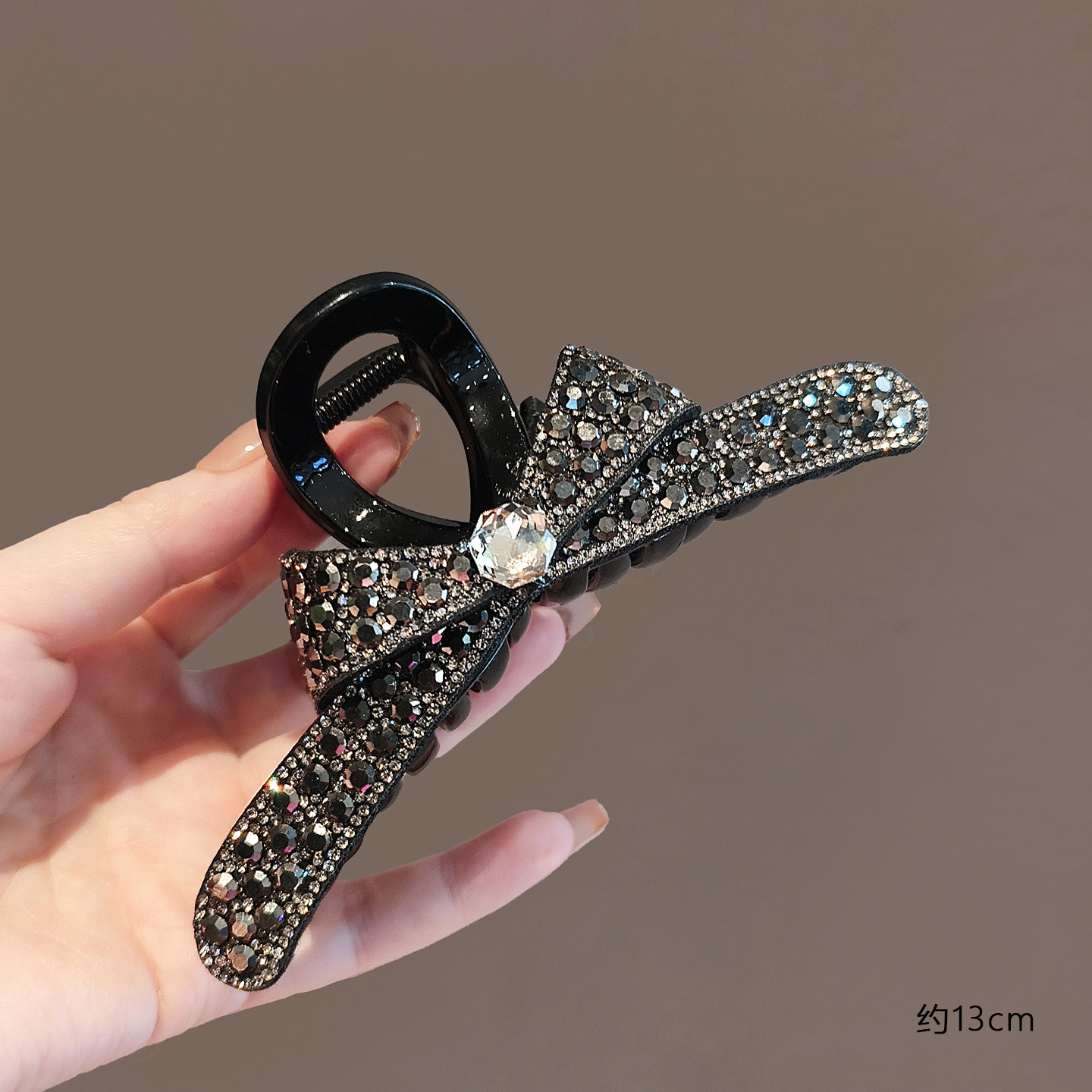 韩系满钻蝴蝶结盘发鲨鱼夹精致百搭后脑勺大号抓夹日常通勤发夹子,淘宝优惠券,粉丝福利购,淘宝优惠卷