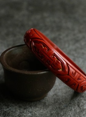 创汇早期纯手工天然大漆铜胎雕漆青铜纹红黄双色老手镯剔红老手镯