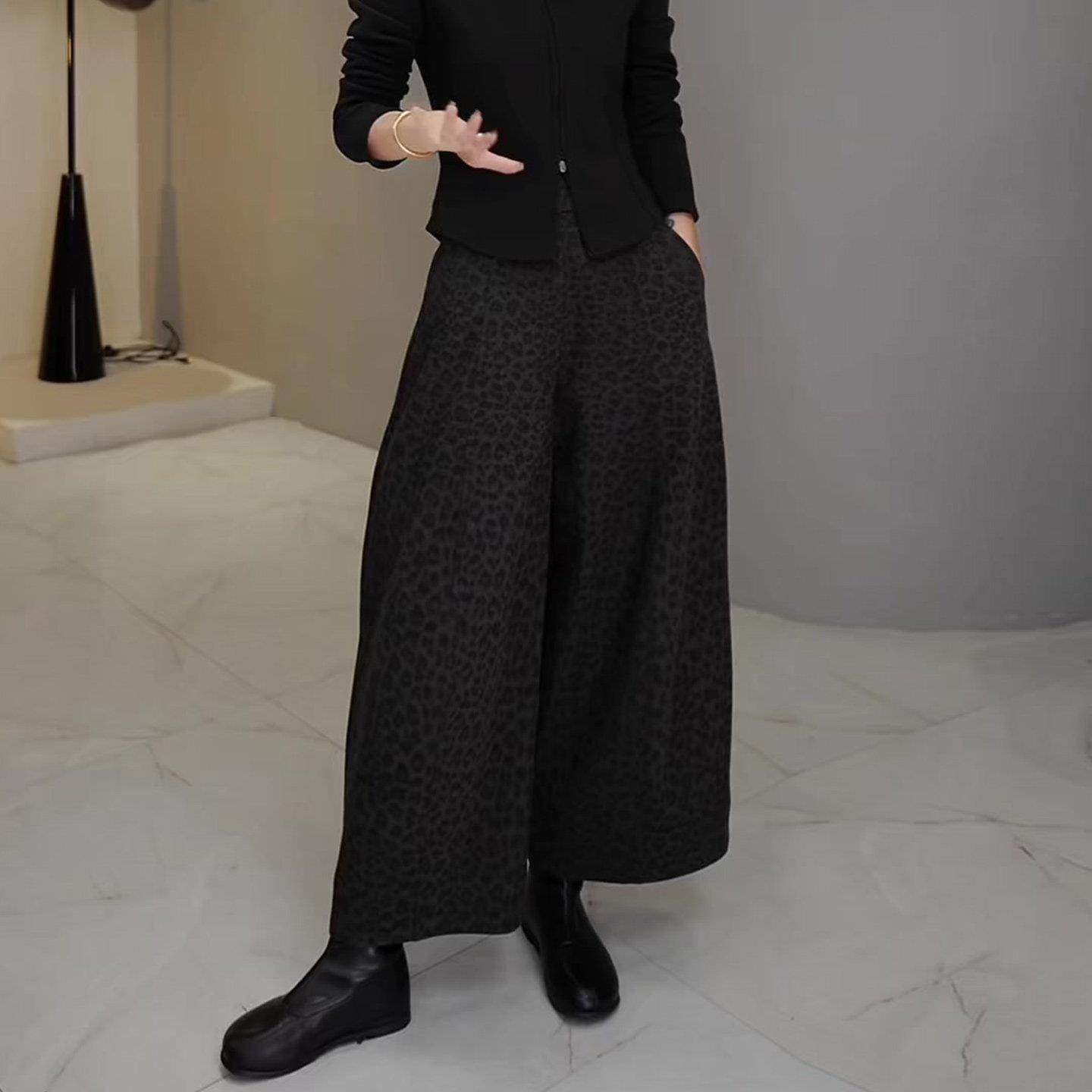 高级感豹纹加绒阔腿裤女2025秋冬新款大码宽松慵懒感显瘦直筒裤子,淘宝优惠券,粉丝福利购,淘宝优惠卷