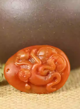 云南保山南红玛瑙生肖猴挂件