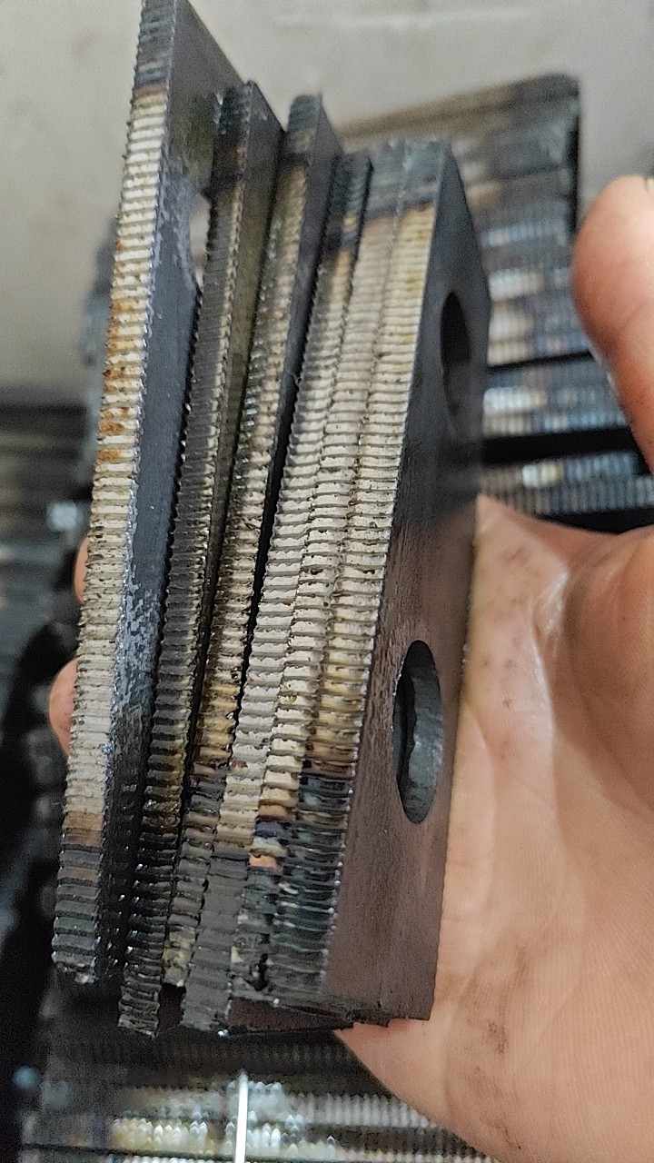 粉碎机锤片刀片甩片锤头打锤饲料搅拌机锤片刀片甩片打锤定制厂家,淘宝优惠券,粉丝福利购,淘宝优惠卷