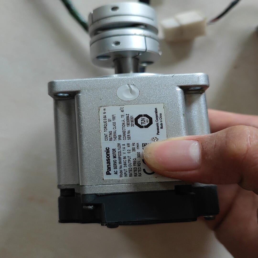 MHMF022L1U2M伺服电机马达，商品功能测试完好， - 图1