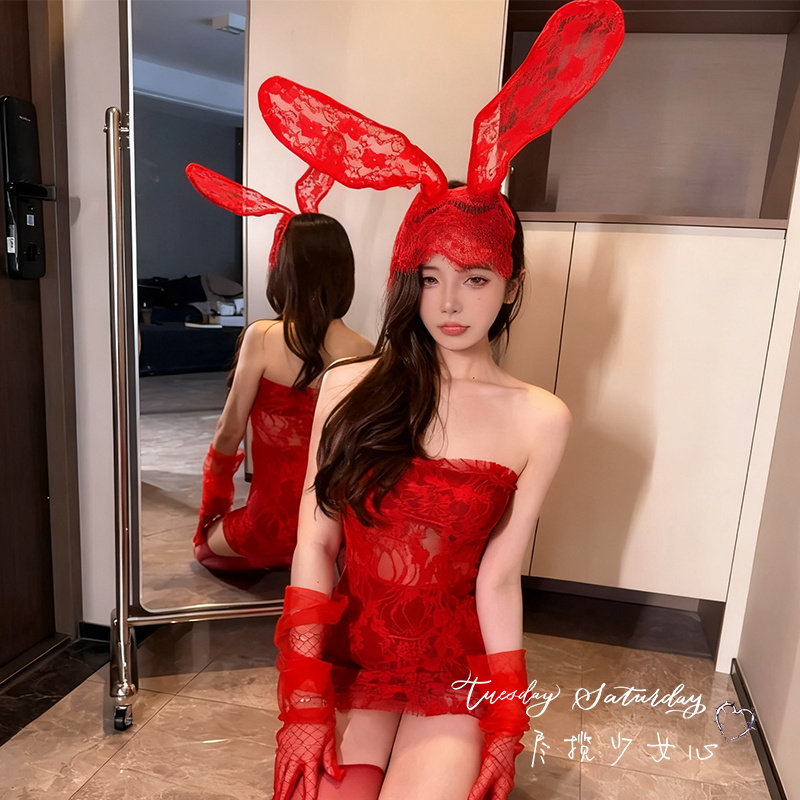 尽揽少女心:风情红玫瑰~圣诞穿搭性感连衣裙圣诞战袍cos圣诞套装 - 图0