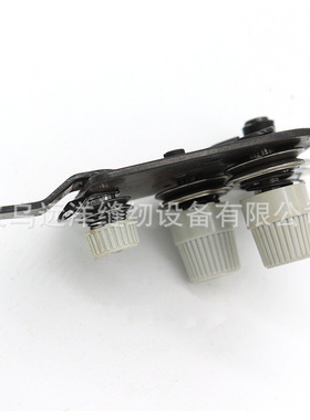 适用于汉马标准 厂家直销原装1341高车配件1341夹线器 夹线器组件