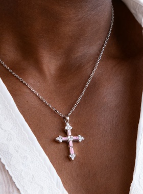 邂逅悸动粉色十字架简约轻奢吊坠