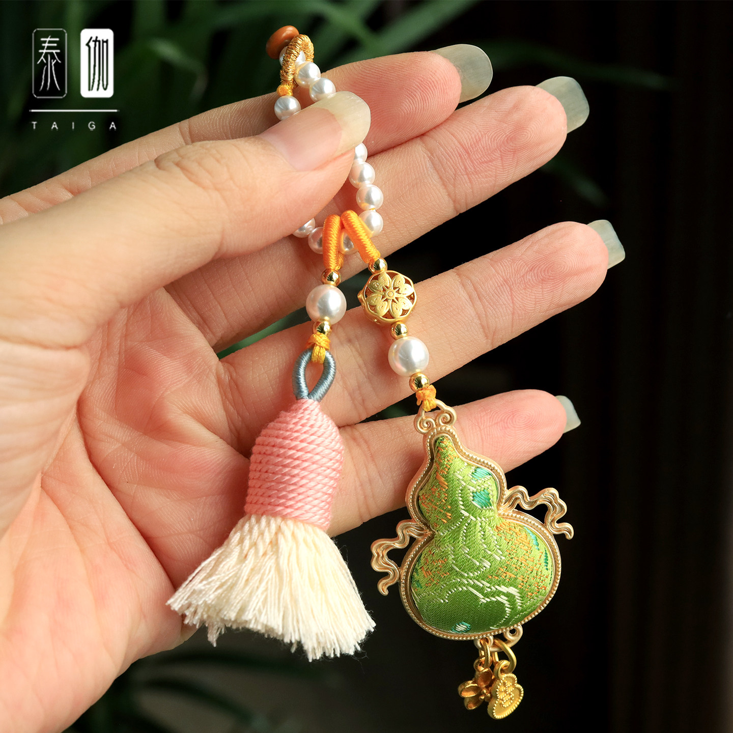 手工双面宋锦葫芦挂件包挂车挂钥匙扣手把件通用吊坠手机配饰挂链,淘宝优惠券,粉丝福利购,淘宝优惠卷