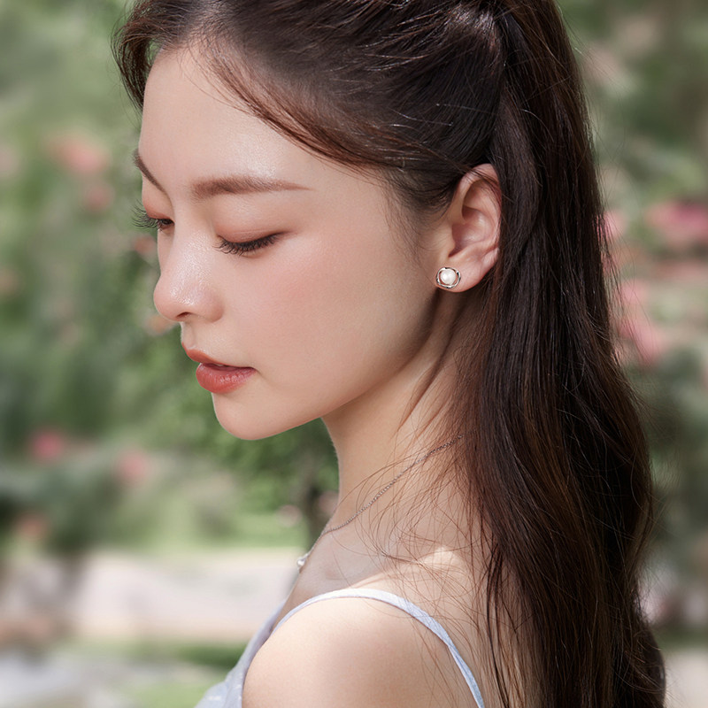 周六福淡水珍珠耳钉耳饰女S925银莫比乌斯环送女友本命年礼物,淘宝优惠券,粉丝福利购,淘宝优惠卷