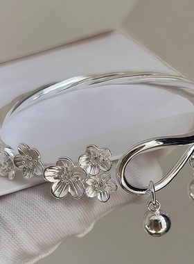 梅花铃铛手镯女超仙百搭款送女友