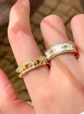 白女美学~辣妹白色闪钻十字架戒指套装轻奢气质百搭可调节食指戒