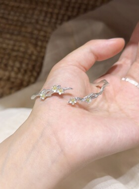 莫离茉莉花手镯子开口女生款轻奢小众精致生日七夕礼物送女友闺蜜