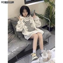 National Tide Card American Retro 2023 new oversize sweater womens spring and autumn slim down with small crowdcap jacket