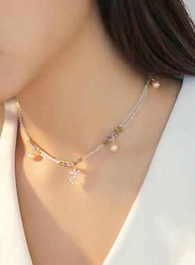 3.14新款小雏菊吊坠项链女轻奢小众设计感锁骨链水晶串珠颈链