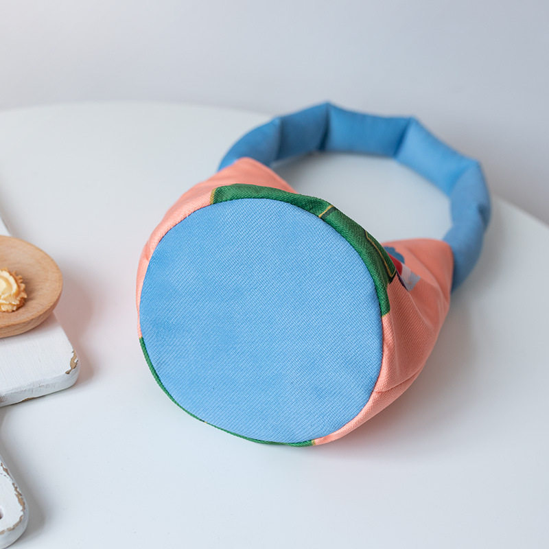 可爱卡通充棉手拎腋下包布包小众搞怪插画水桶包个性充棉肩带腋下,淘宝优惠券,粉丝福利购,淘宝优惠卷