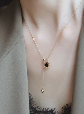 钛钢不掉色罗马数字黑白贝项链