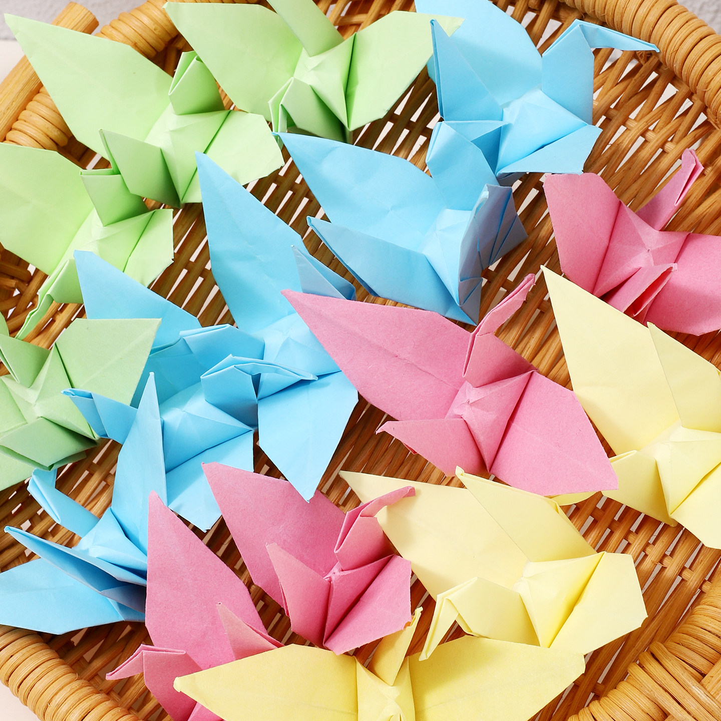Colorful paper cranes finished paper cranes handmade origami wishing gifts for classmates and besties birthday party decoration pendants