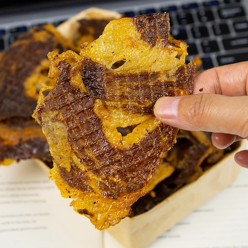 得到了同事们的肯定！安格斯牛胸口脆肥瘦相间追剧零食香辣牛肉脆 - 图0