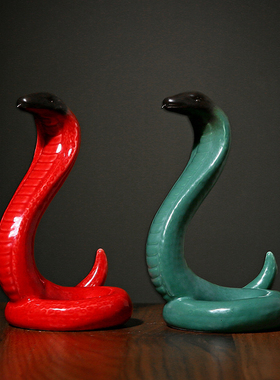 陶瓷十二生肖招财蛇创意补角缺角摆件摆设动物工艺礼品