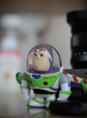 玩具老友记超可动迷你可爱的大头仔巴Y斯玩具模型