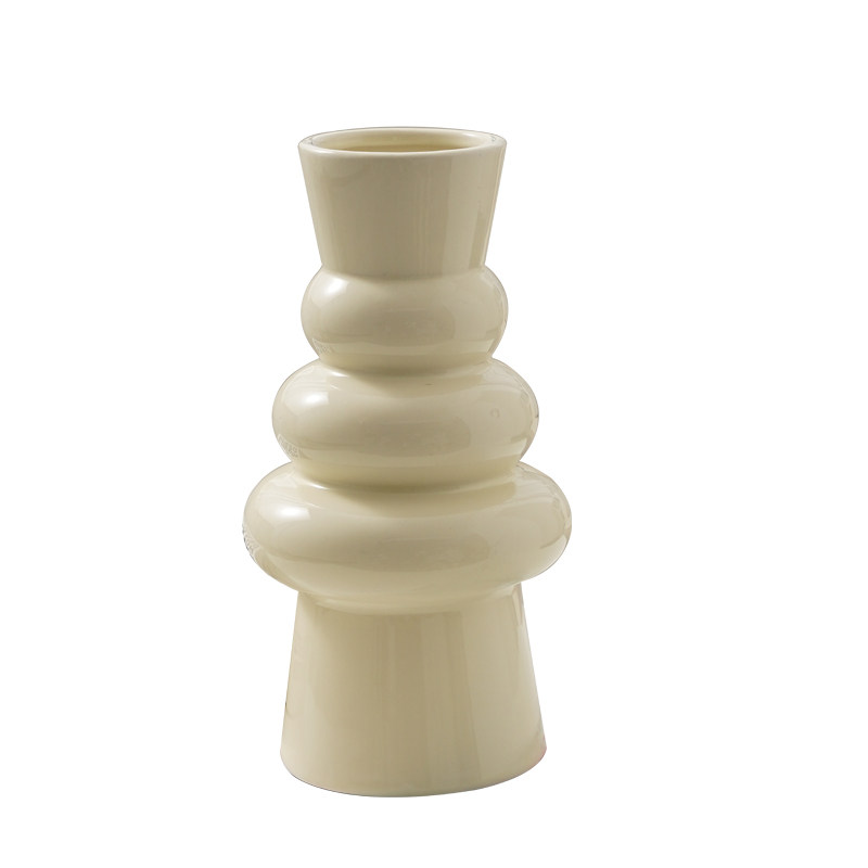 Light luxury ornaments, simple modern ceramic vase, cream feng shui water cultivation, flowers, dining table, living room, flower arrangement decoration