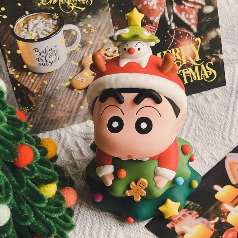 【拾壹】圣诞蜡笔小新手办圣诞树小新可爱公仔玩偶桌面摆件礼物,淘宝优惠券,粉丝福利购,淘宝优惠卷