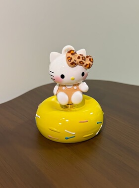hellokitty凯蒂猫旋转甜甜圈可爱桌面车载摆件生日礼物送女生