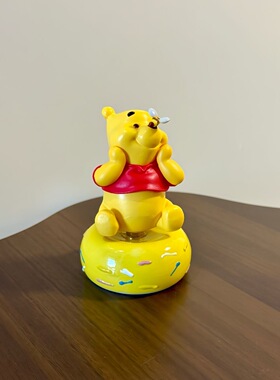 小熊维尼老友派对主题手办动漫维尼熊可爱卡通模型摆件桌面装饰