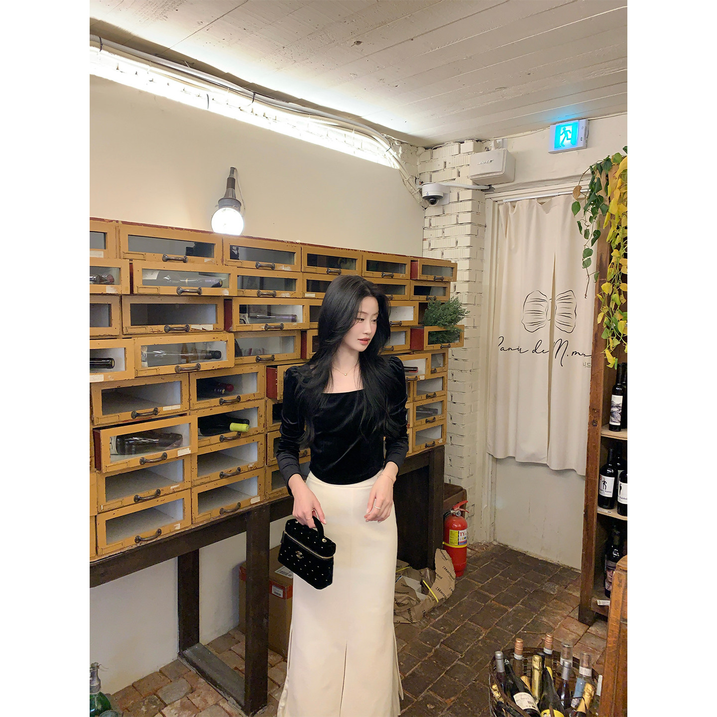 炸鸡欧尼JeJuna 心动剧场 轻奢光泽显瘦丝绒上衣气质毛呢半裙女,淘宝优惠券,粉丝福利购,淘宝优惠卷