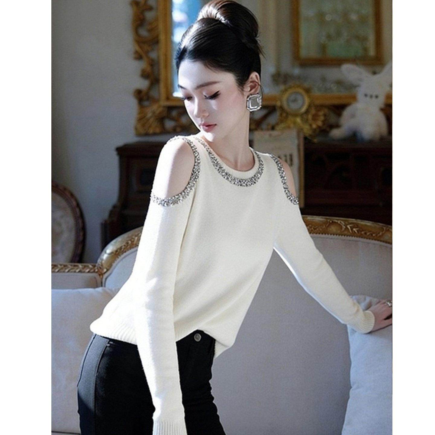 小香风白色圆领露肩长袖毛衣针织衫女秋冬款简约洋气漂亮打底上衣,淘宝优惠券,粉丝福利购,淘宝优惠卷
