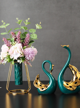 现代简约轻奢风情侣天鹅摆件家居创意客厅装饰品玄关电视柜摆设