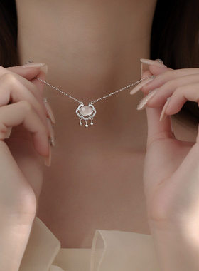 河南钻石商丘钻石河南人造钻石纯银项链女ins轻奢吊坠锁骨套a2598