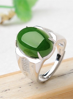 钻石之乡河南商丘网红直播绿玉老板戒指 质地细腻油润绿玉髓a2378