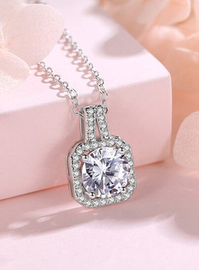 河南钻石1克拉生日正品S925纯银八心八箭毛衣链锁骨链几何方a2544