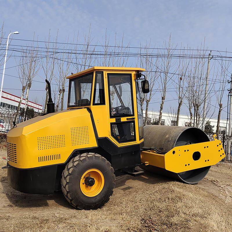 座驾式压路机路面机械6吨回填土建设压实机前钢轮后胶轮压土机 - 图0