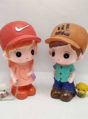 客厅酒柜创意家里室内树脂情侣娃娃现代家居小装饰品卡通桌面摆件