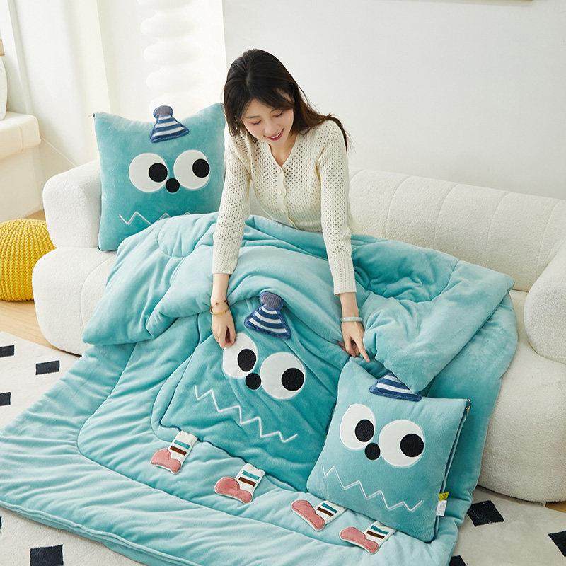 卡通两用抱枕被加厚牛奶绒汽车靠垫背办公室学校沙发午休折叠毛毯,淘宝优惠券,粉丝福利购,淘宝优惠卷