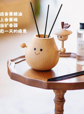 抱抱梨/创木工坊实木质工位桌治愈小摆件家居装饰花瓶笔筒香薰