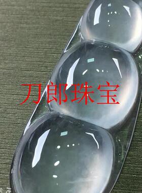 冰透缅甸老坑高冰玻璃种翡翠色玉石项链白玉髓四季豆挂件女款项链