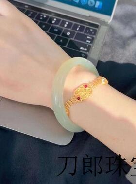 高端和田青白玉手镯女款叮当镯小细条高端晴水少女玉镯子年轻款