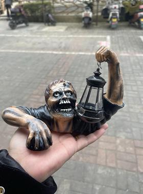 跨境新款树脂摆饰花园装饰品僵尸提灯万圣节恐怖雕塑树脂工艺品
