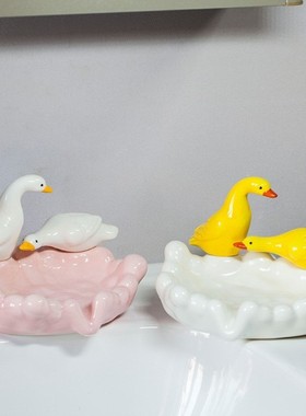 收纳香皂情侣置物架家用肥皂盒网红盒鸭架可爱沥水卫生间排水陶瓷