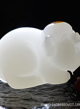 阿富汗白玉生肖猪手把件男士手抓件福猪玉石把玩件俏色小摆件