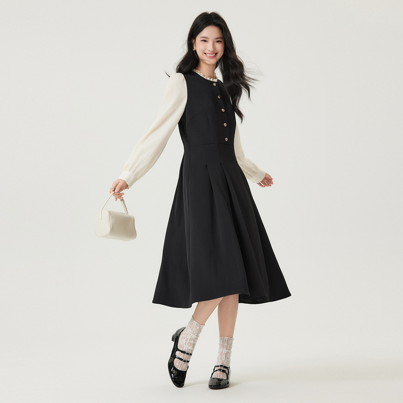 Basic House/百家好赫本风蕾丝领口拼接泡泡袖2025秋冬优雅连衣裙 - 图3