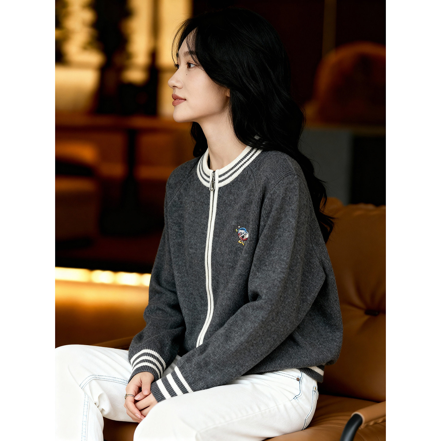 Basic House/百家好休闲棒球服外套女25秋冬刺绣撞色拉链开衫毛衣