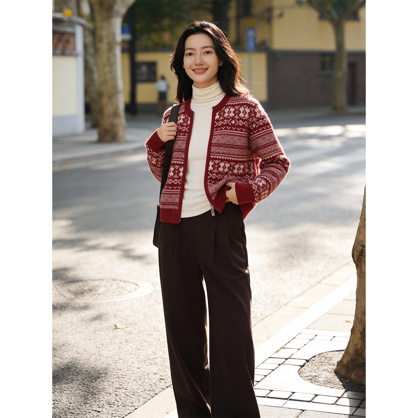 Basic House/百家好费尔岛红色毛衣开衫女冬季新款保暖百搭上衣,淘宝优惠券,粉丝福利购,淘宝优惠卷