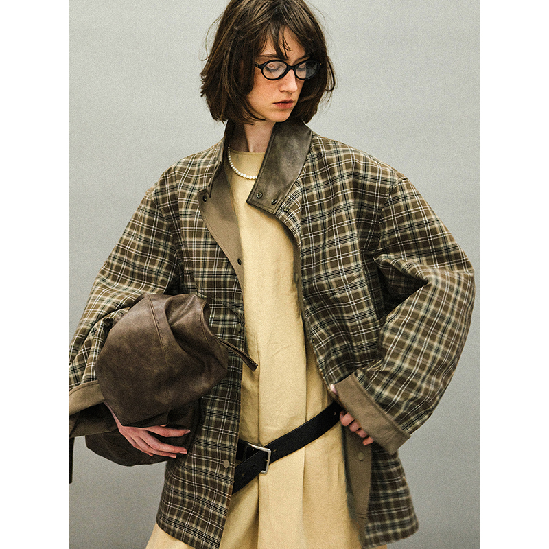 【明星同款】FLOWERSAYS:绿毛球 中古两面穿格纹拼接皮领短外套女